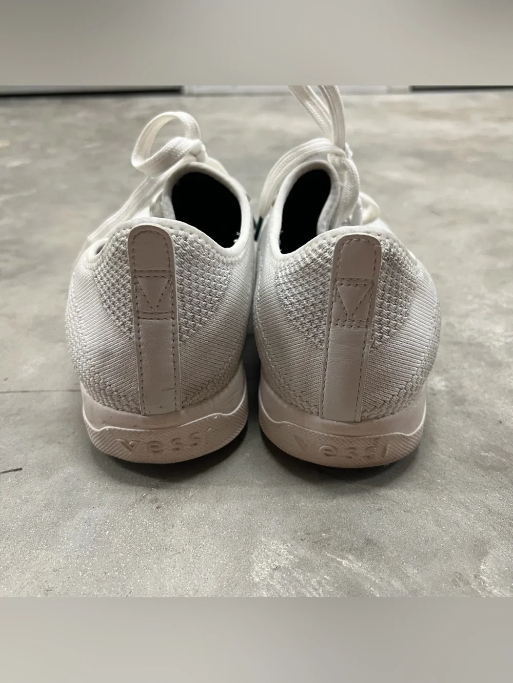 Vessi Weekend Sneaker Womens Size 9 Waterproof Shoes Marble White Mens 8